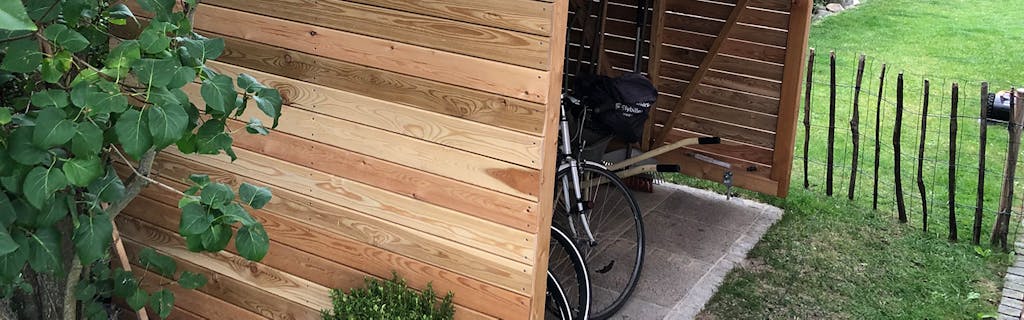 Pyörävaja Perinteinen, yksinkertainen pyörävaja